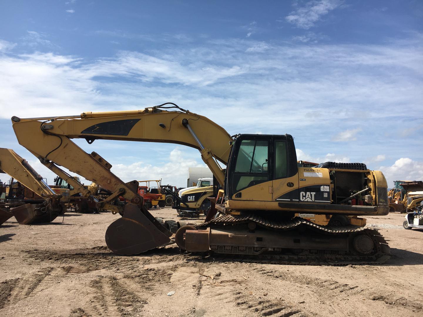 ./imagenes/INVOICE/2019/16931/EXCAVADORA CAT 325D (2).JPG